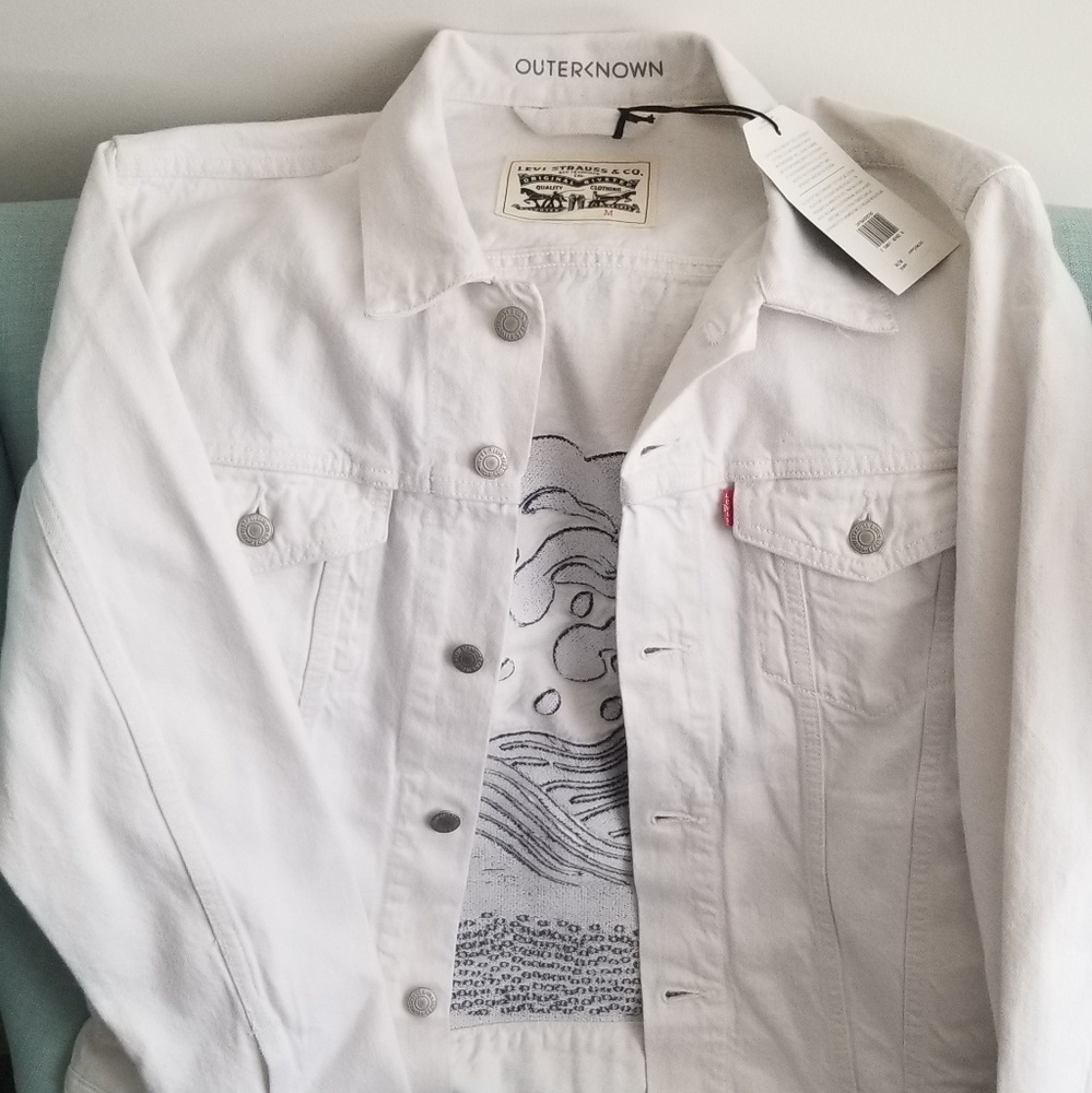Levi's BNWT White Trucker Jacket